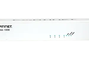 Fortiweb 100E Front